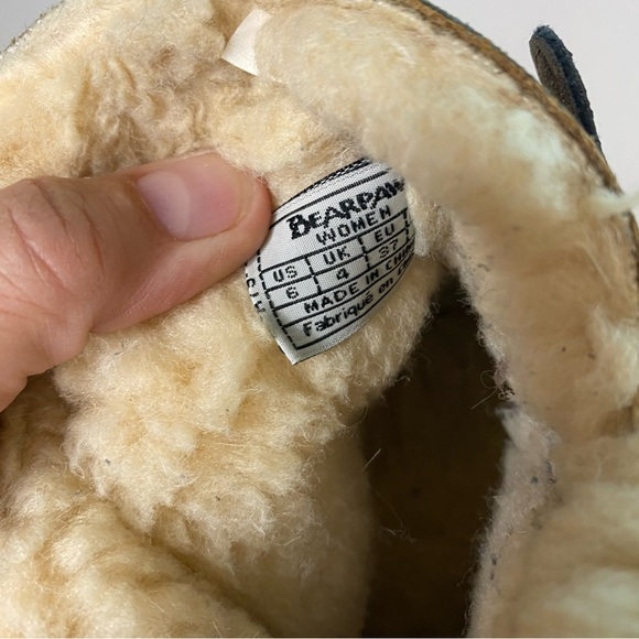 Bearpaw Margaery Boot Chestnut Distressed size 6 - Picture 9 of 10